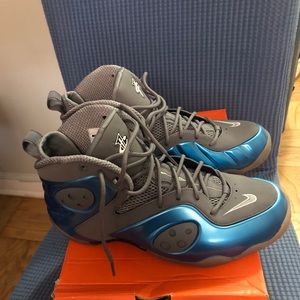 Nike Air Zoom Rookie gray and blue